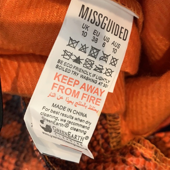 🔥😍 Orange Snake Print Faux Leather Pants🔥😍 - Picture 6 of 7